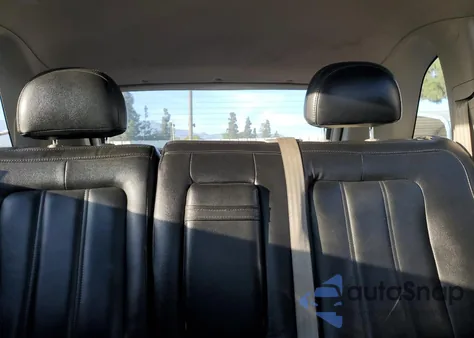 2008 Saturn Vue Xe z USA, uszkodzony, nr VIN 3GSDL43NX8S621939